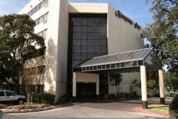 H I Express & Suites San Antonio Medical-Six Flags エクステリア 写真